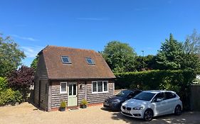 Acorn Lodge